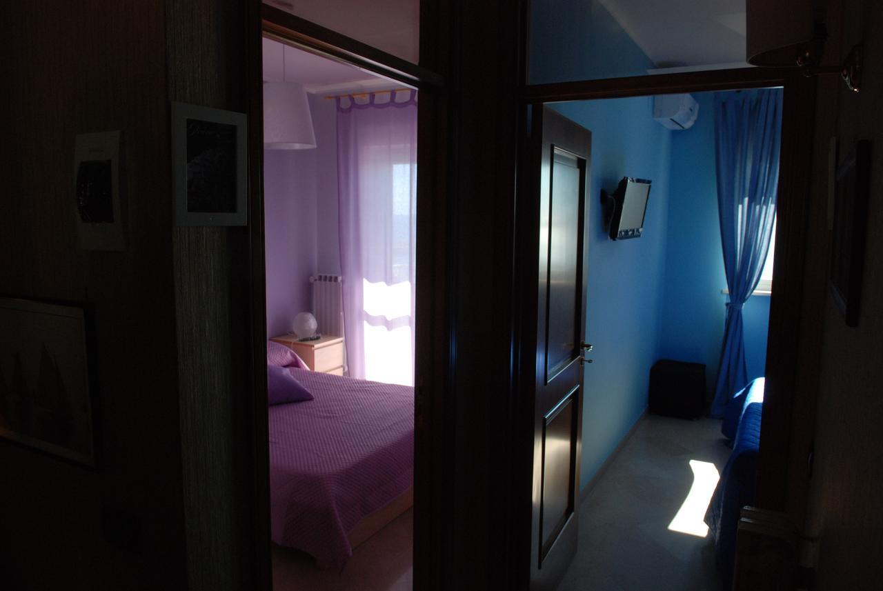 B&B La Baia Sea Rooms Бишелие Екстериор снимка