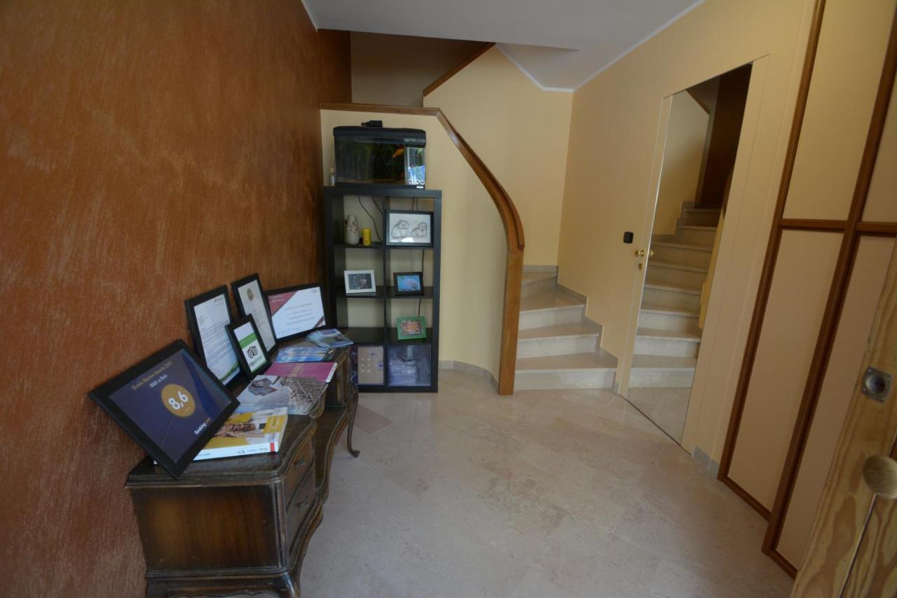 B&B La Baia Sea Rooms Бишелие Екстериор снимка
