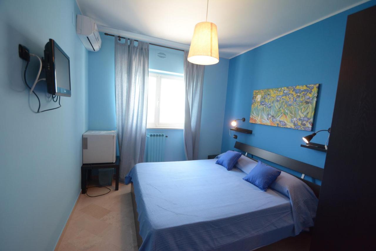 B&B La Baia Sea Rooms Бишелие Екстериор снимка