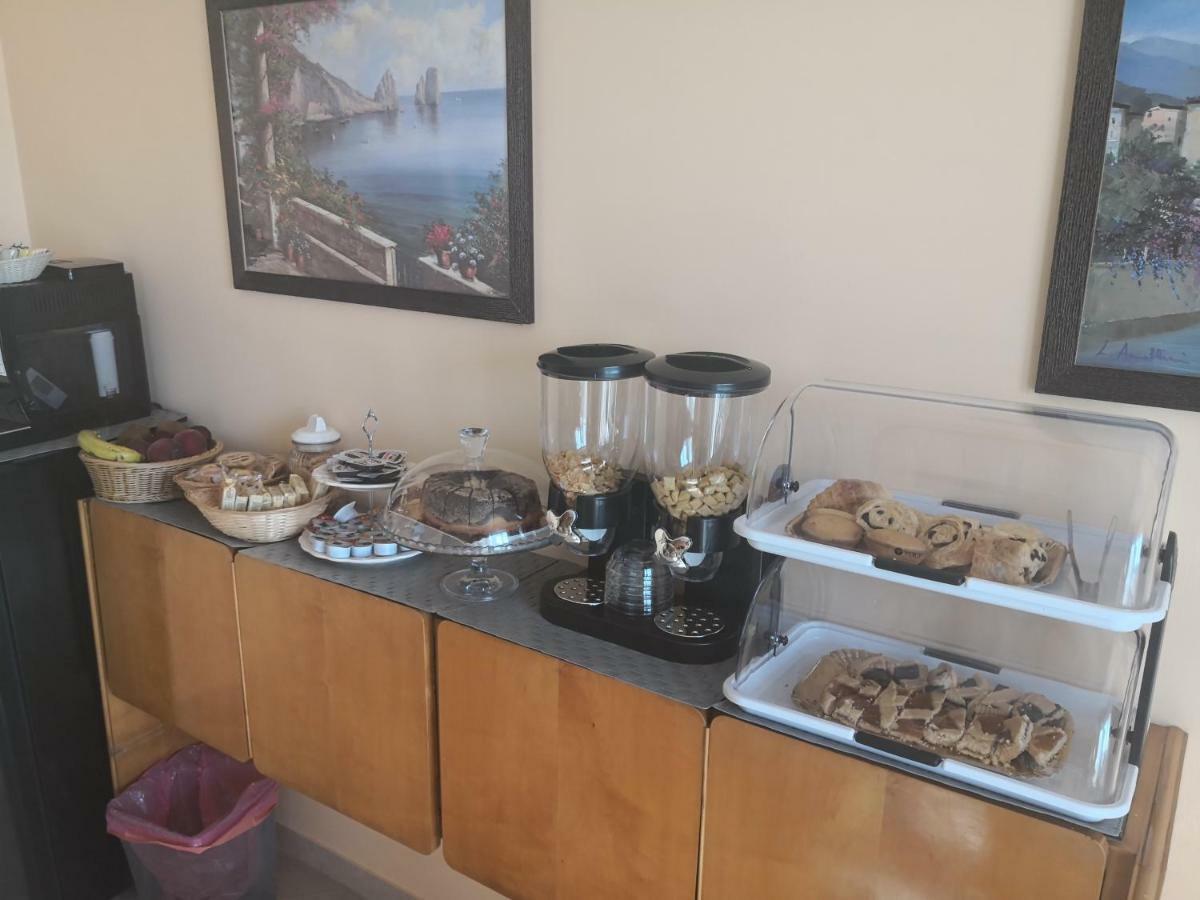 B&B La Baia Sea Rooms Бишелие Екстериор снимка