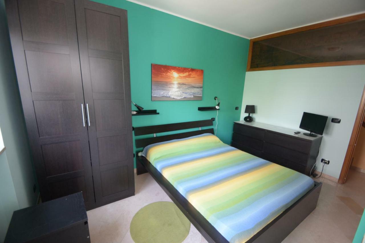 B&B La Baia Sea Rooms Бишелие Екстериор снимка